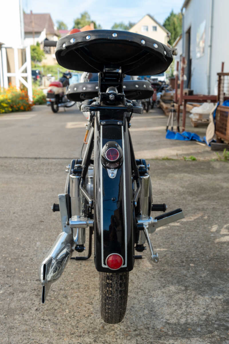 206929 Csepel 125 ezüst tank
