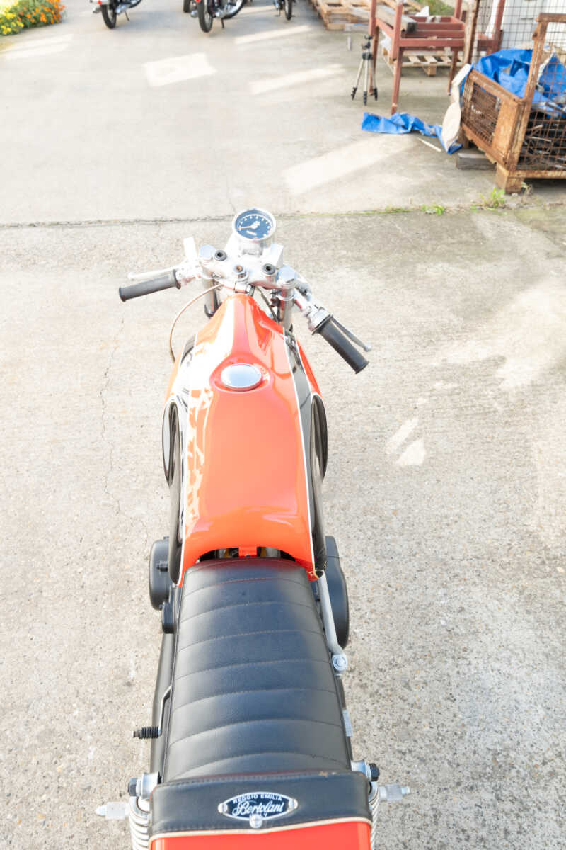 206912 Yamaha RD épített verseny