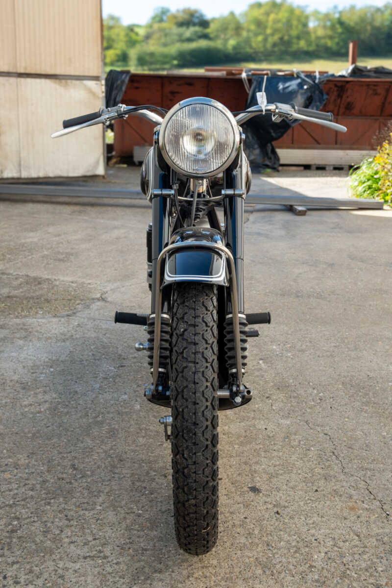 206927 BMW R25
