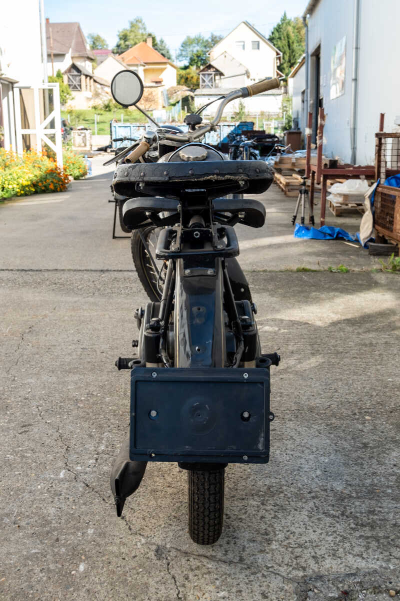 208644 D-Csepel 125