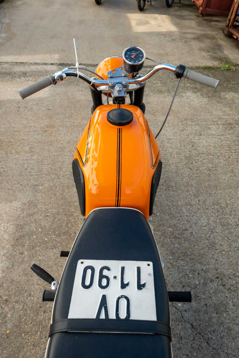 206876 Pannonia P12 Narancssárga