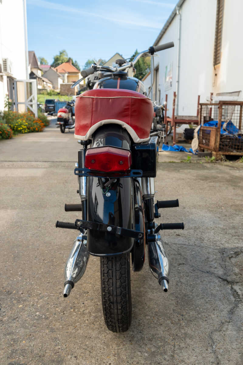 206893 Pannonia T6 Fekete