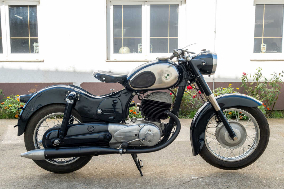 206873  Puch 250SG